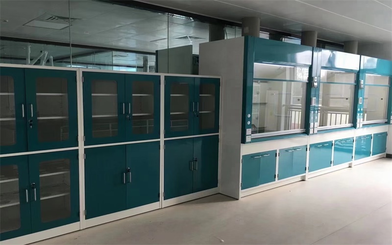 2021最新通風(fēng)柜、實驗臺的安裝現(xiàn)場圖